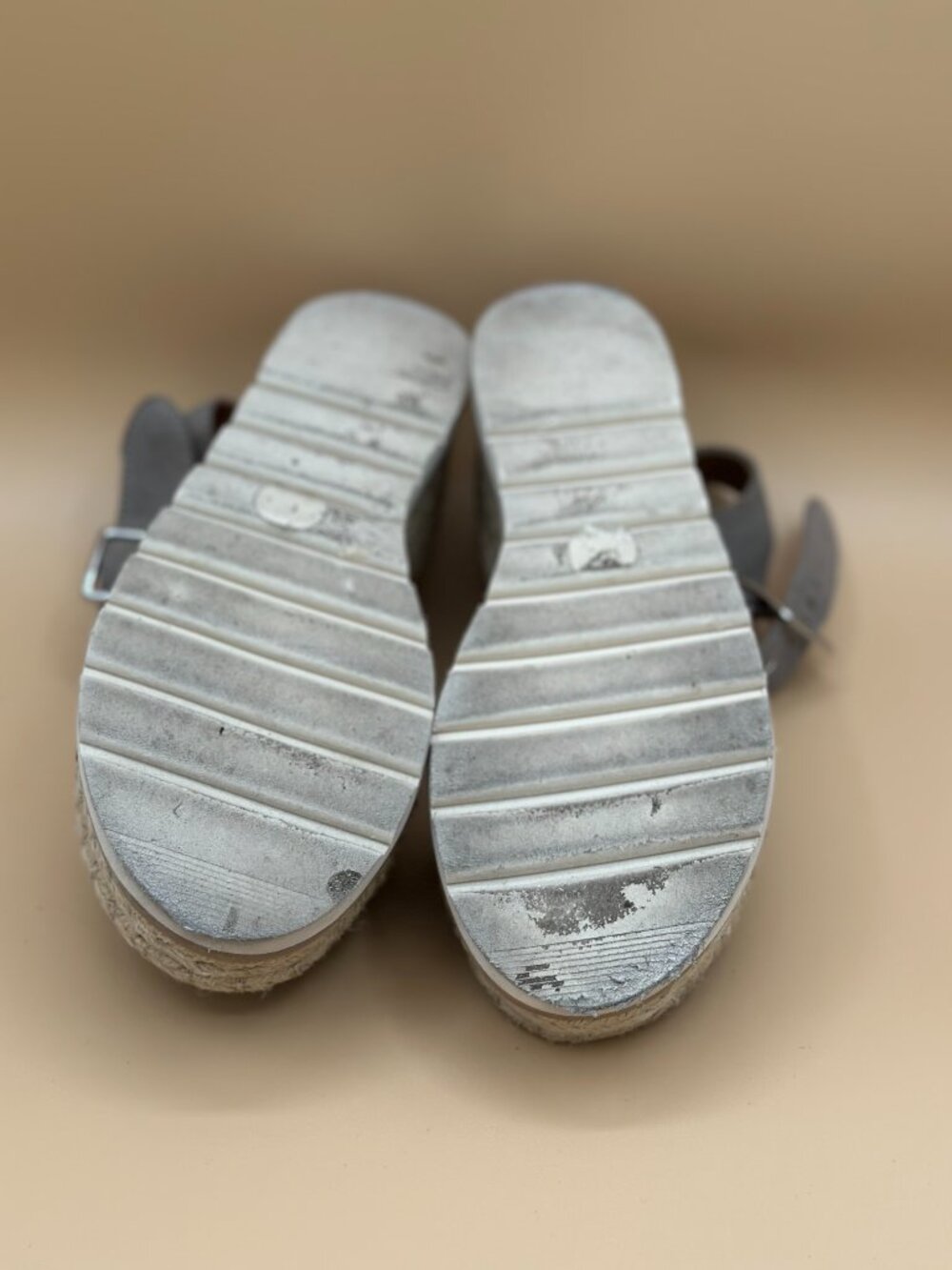 Universal Thread Gray Suede Espadrille Platform Sandals Women’s Size 6 - Picture 7 of 7
